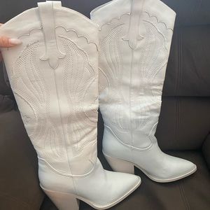 Stefaniya Nina Women's Modern Embroidered Western Cowgirl Knee High Boots